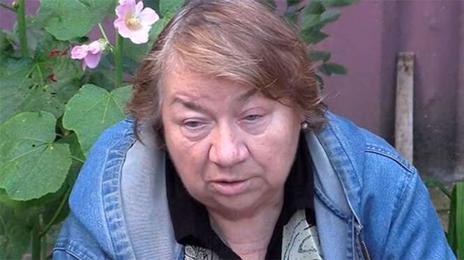 Avó de seus filhos Valentina Zaitseva (foto), 69 anos de idade.