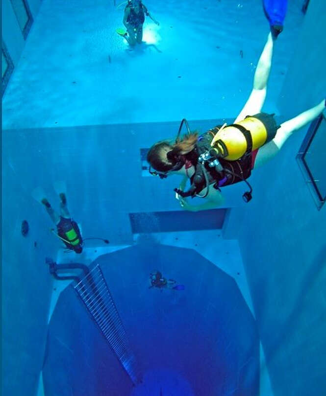 Nemo 33