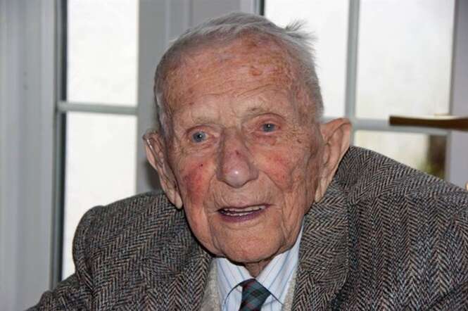 Idoso de 108 anos morre 79 anos após ter sido declarado morto