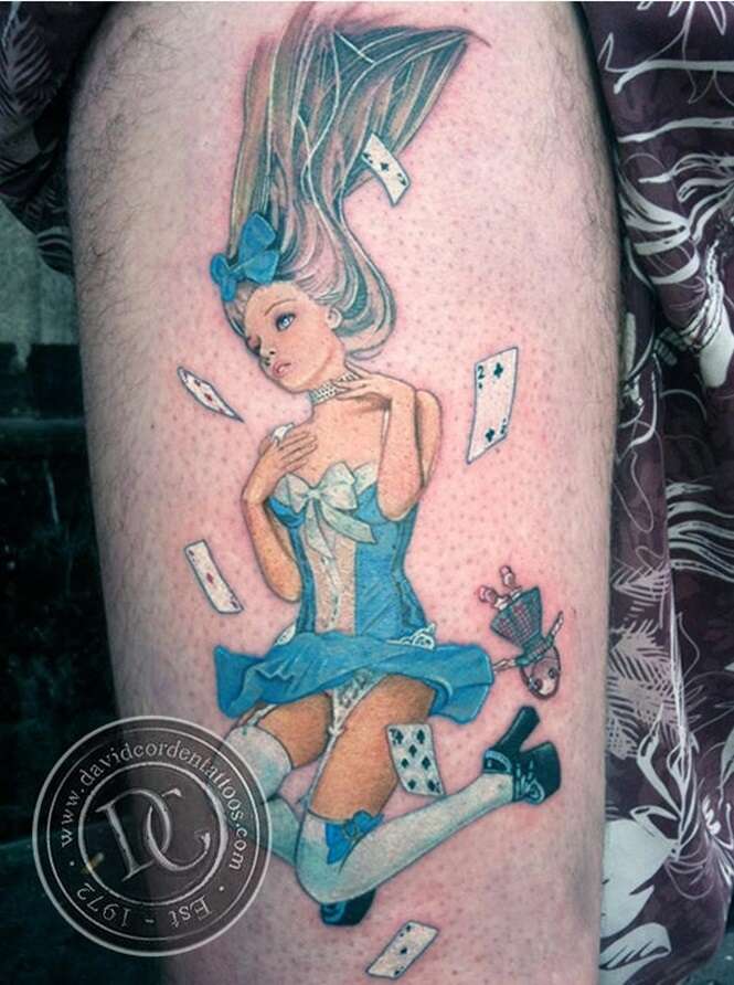 Tatuagens sensuais no estilo “Pin-Up”