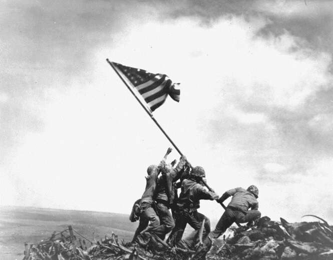 Flag raising on Iwo Jima. Left to right: Pvt 1st class Ira H. Hayes, Pvt 1st class Franklin Sousley, (KIA), Sergeant Michael Stank, (KIA), Pharmacist Mate 2/c John H Bradley, Pvt 1st class Rene A. Gagnon and Corporal Harlon H Block, (KIA).