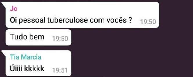 Pessoas que conseguiram ser troladas pelo corretor automático em pleno 2018